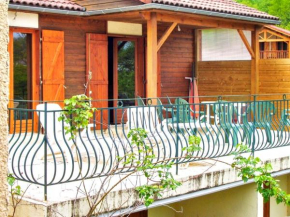  Chalet de 3 chambres avec vue sur le lac piscine partagee et jardin amenage a Saint Gerons a 1 km de la plage  Сен-Жерон